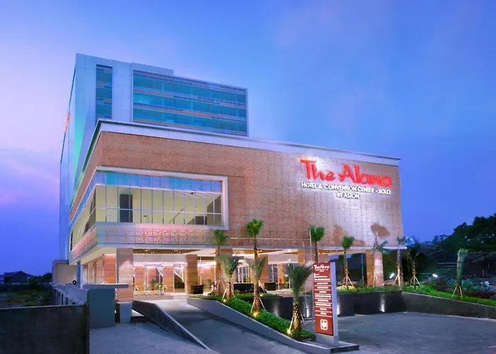 The Alana Hotel & Convention Center Solo By Aston